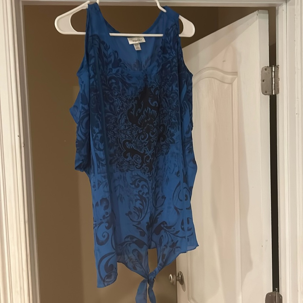 Ladies shirt